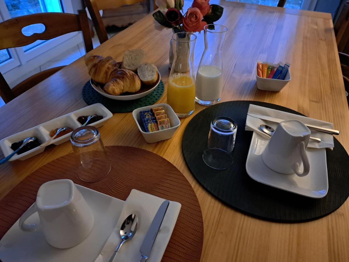Le Pre Du Buis Bed & Breakfast Yvré-lʼÉvêque Eksteriør bilde